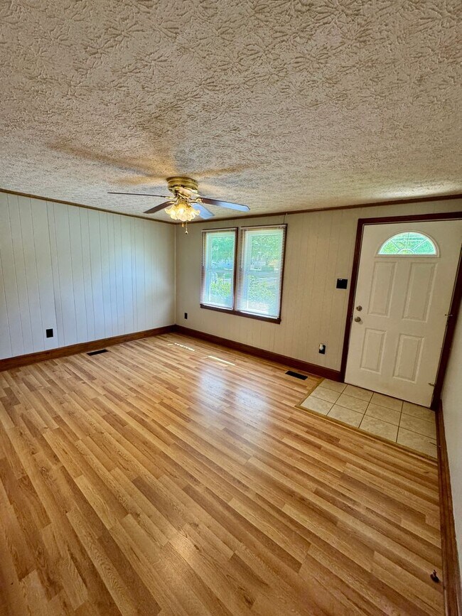 Photo - Move-in Ready!