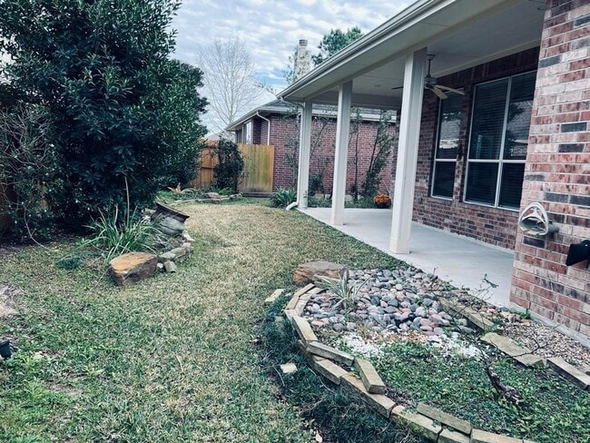 Photo - 5235 Valley Bluff Ln