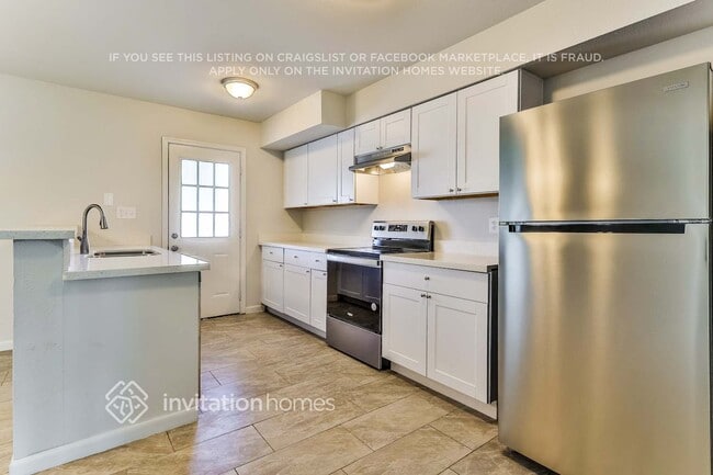 Photo - 4718 S Hazelton Ln