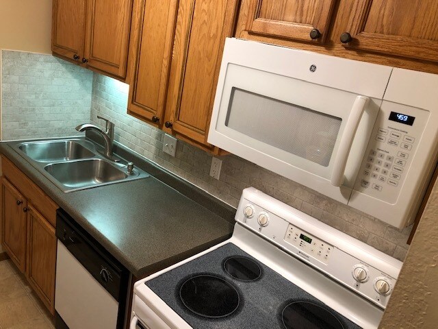 Photo - 4680 Tower St SE Unit 310