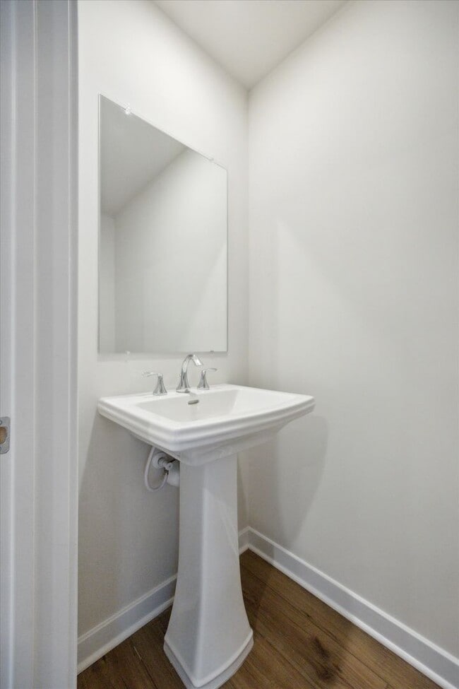 Photo - 3 Bedroom End-Unit Townhome in Spring City