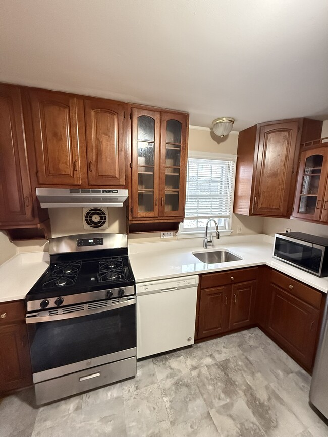 Photo - 8610 35th Ave