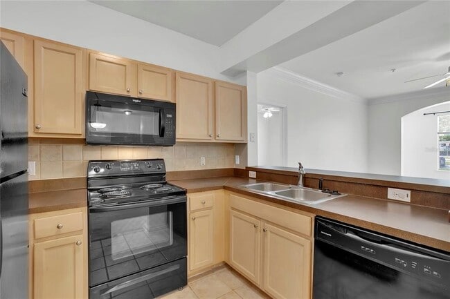 Photo - 12831 Madison Pointe Cir Unidad 107