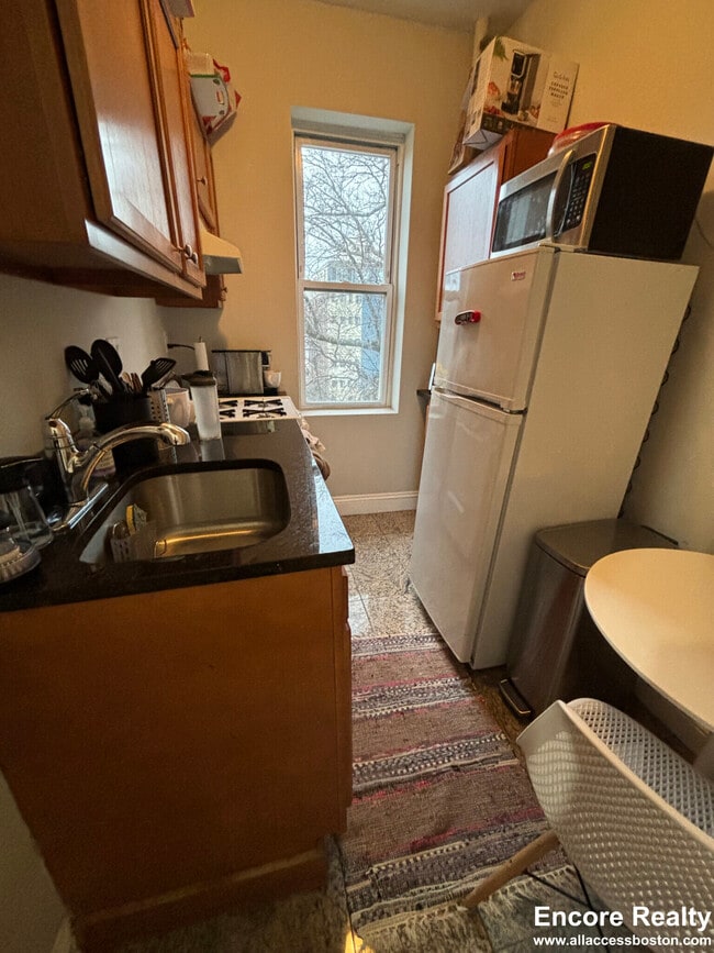 1193 Commonwealth Ave Unit 19