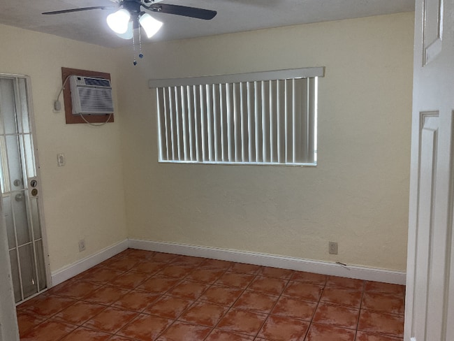 Photo - 2441 SW 27th Ave Unit 1