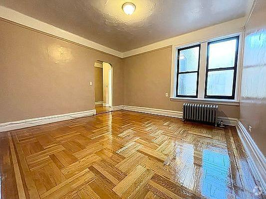 Building Photo - 3 bedroom in BRONX NY 10463 Unit 3A Rental