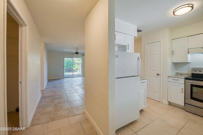 906 Boulder Dr