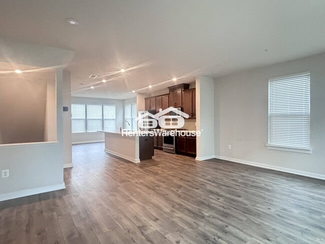 Photo - 2500 Emerald Branch Dr