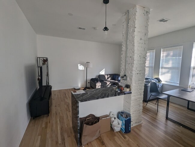 Photo - 2470 N Clybourn Ave Unit CH2