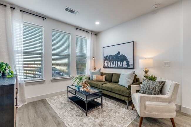 Building Photo - Laughlin Two Eighty Nine