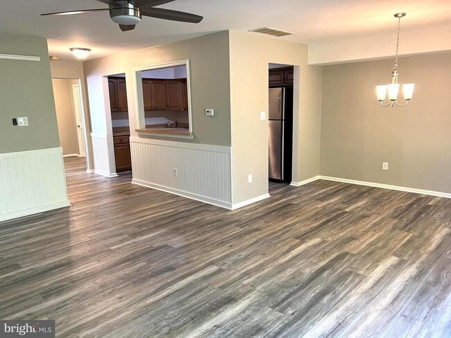 Photo - 208 Allens Ln