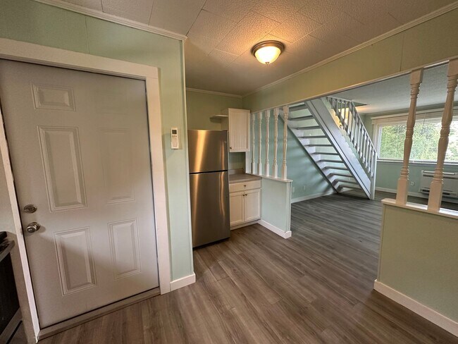 Photo - 190 Rogers Rd Unit C