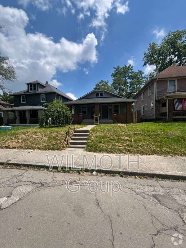 Building Photo - 1223 N Oxford St Rental