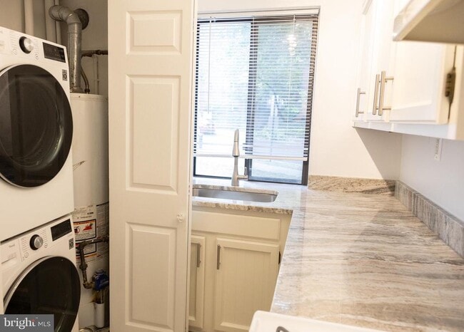 Photo - 3815 Davis Pl NW Unit 1