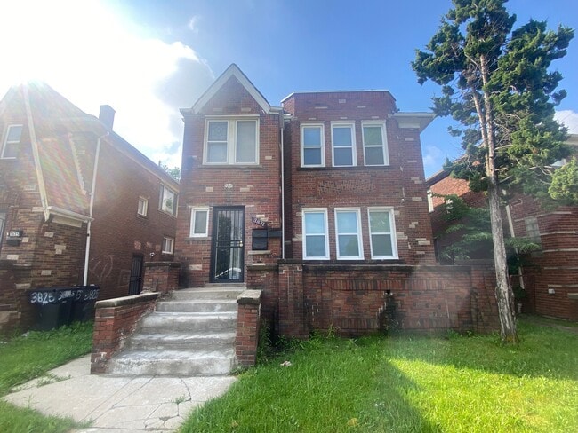 Building Photo - 3831 Waverly St