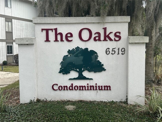 Building Photo - 6519 W Newberry Rd Unit 705