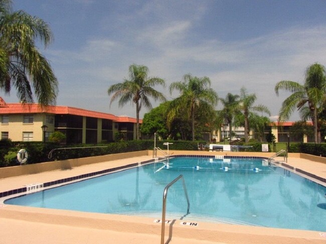 Building Photo - 201 St Lucie Ln Unit 808 Rental