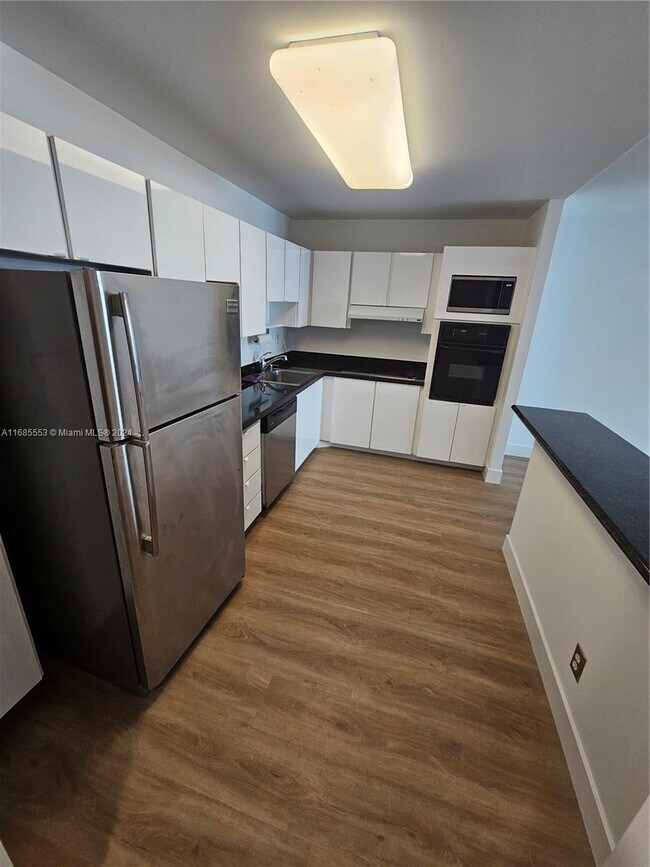 Photo - 1 bedroom in Sunny Isles Beach FL 33160