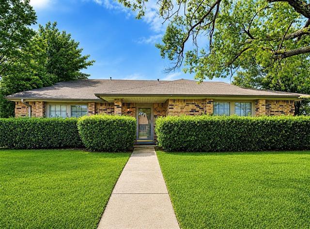 Building Photo - 2821 Carnaby Ln