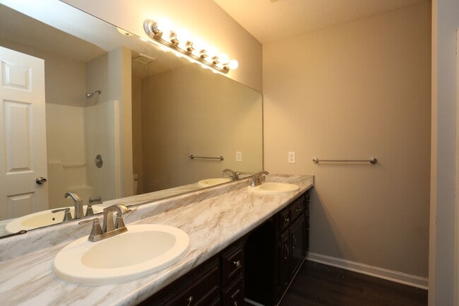 Photo - 203a Courtney Way