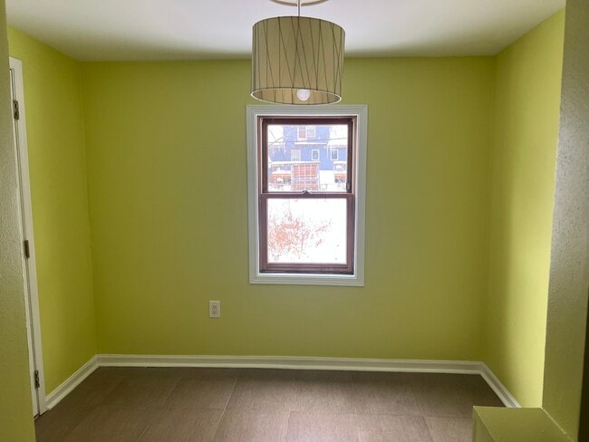 Photo - 245 Corry St Unit #1