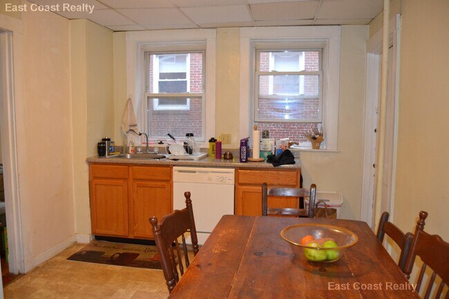 Photo - 90 Cypress St Unit 5