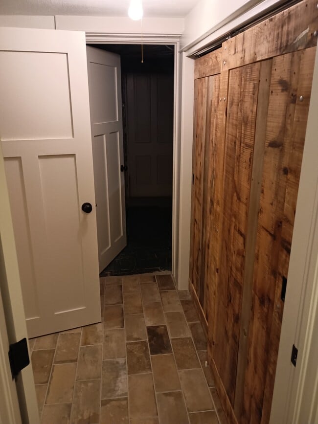 Entry foyer and closet