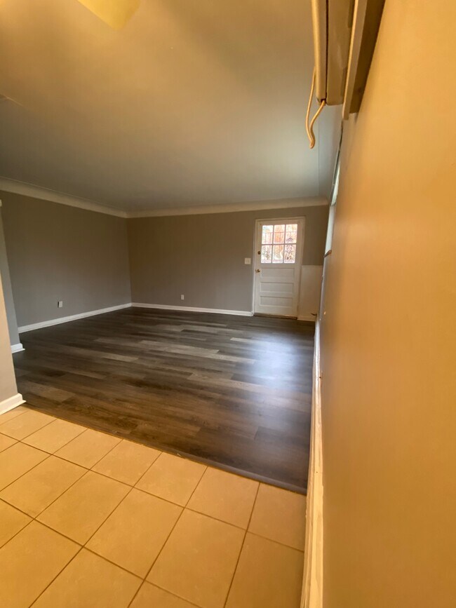 Photo - 320 Hanna Ave Unit C12