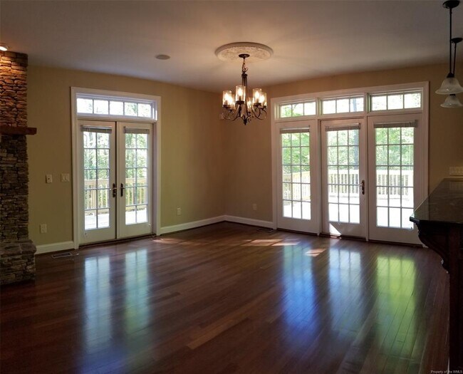 Photo - 206 Rolfe Rd
