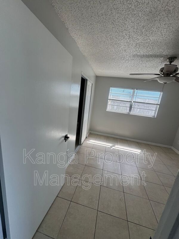 Photo - 3206 Louisiana Ave Unidad 4