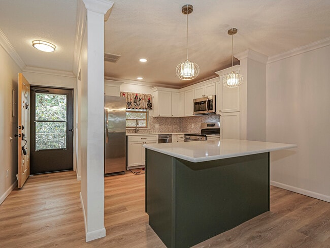 Photo - 400 18th St Unit # D6
