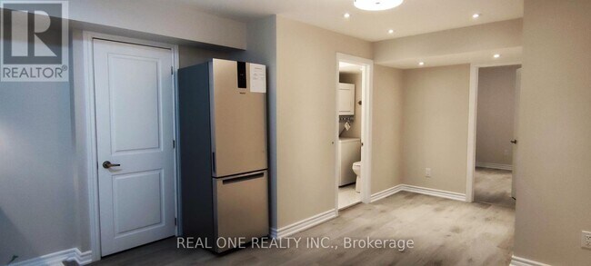 Photo - 22 Cloverridge Ave