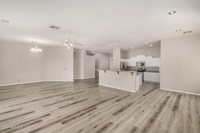 Photo - 362 N Ashley Dr