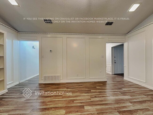 Photo - 1000 Pebblecreek Dr