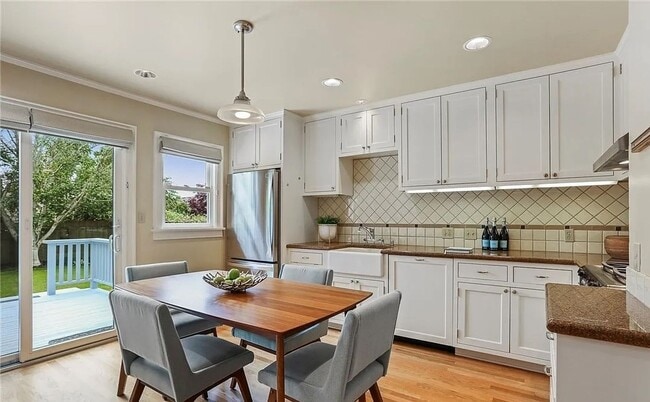 Photo - 125 NW 74th St