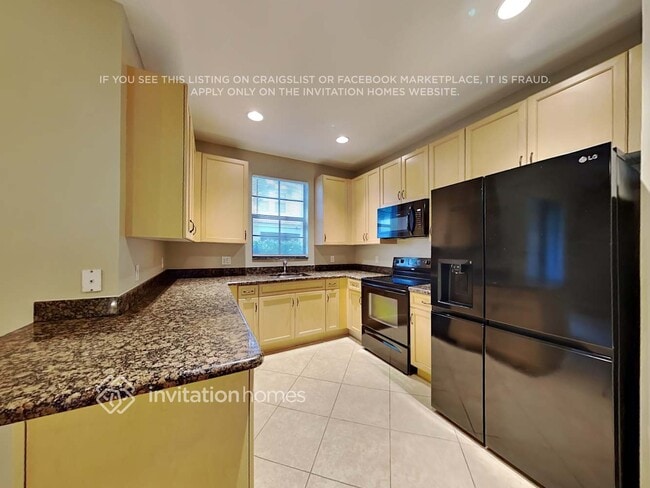 Photo - 144 Astor Cir