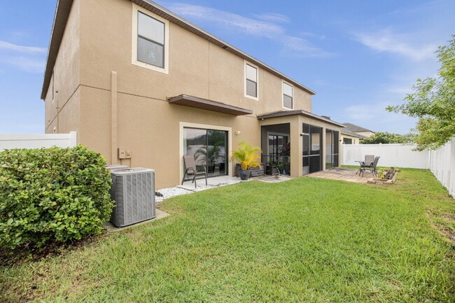 Photo - "Discover Spacious Elegance: 5-Bed, 3-Bath...