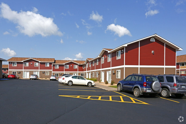 Campus Park Apartments - Duluth, MN | ForRent.com