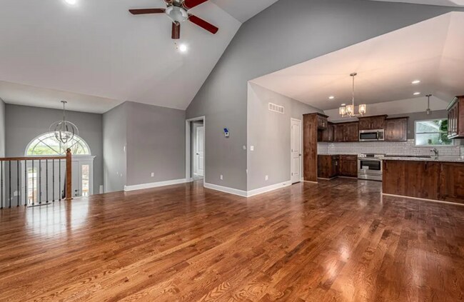 Photo - Don't miss out on this beautiful home!