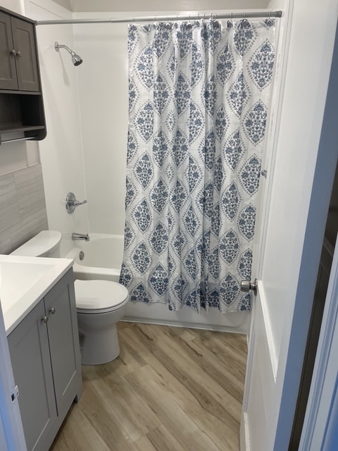 upstairs bathroom - 108 W 17th St