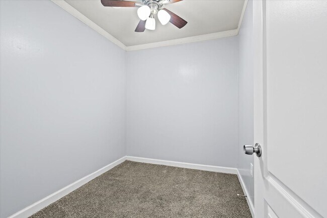 Photo - Merriam Lane Apartments