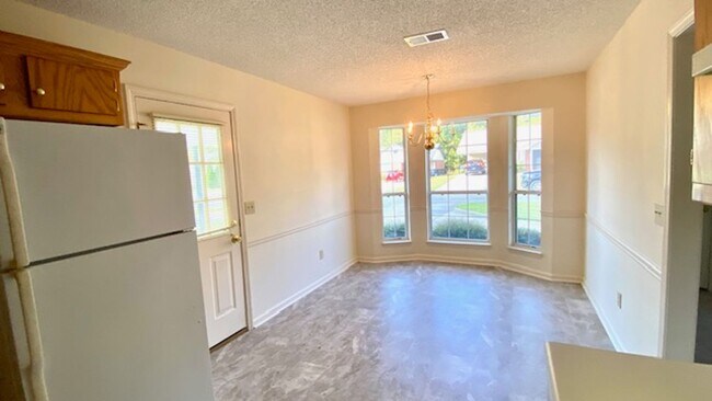 Photo - Sandcreek Drive #17 &amp; 19 Unidad 19 Sandcreek Drive