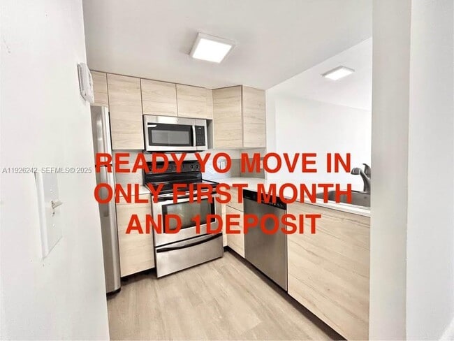 Building Photo - 6340 La Costa Dr Unit A