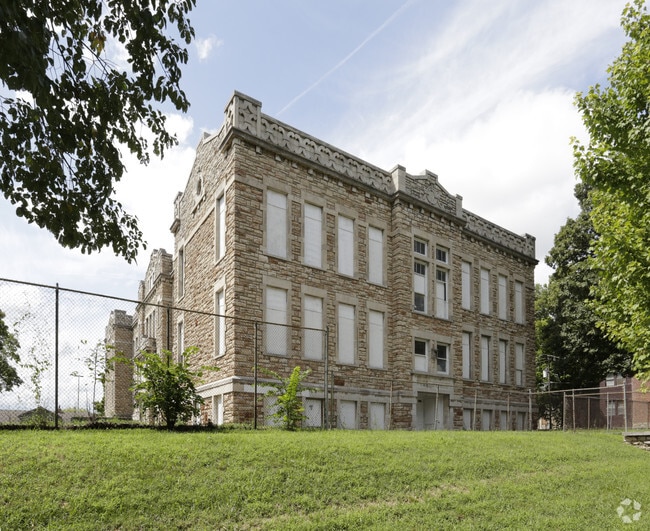 Norman School Lofts - Norman School Lofts