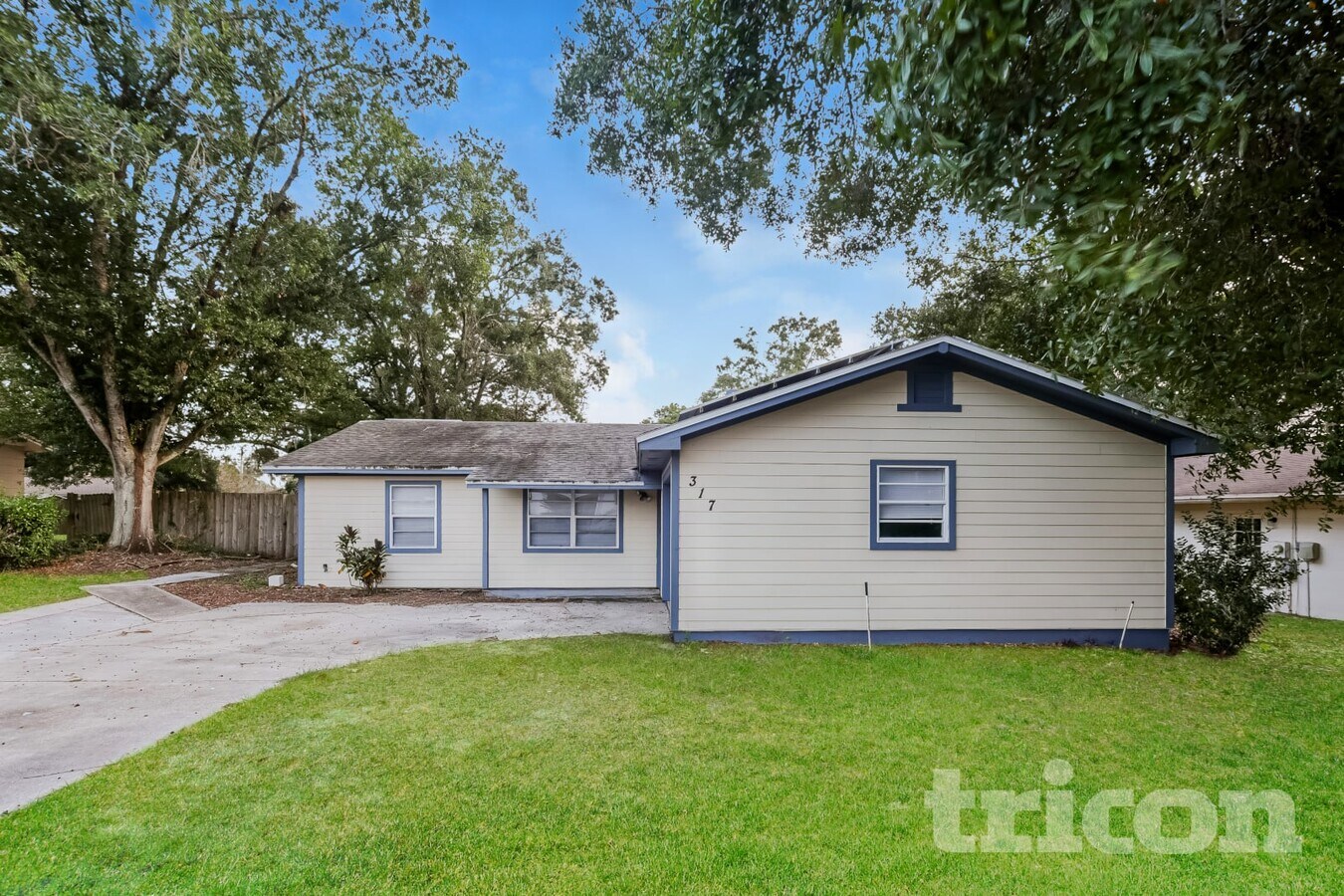 Photo - 317 El Dorado St