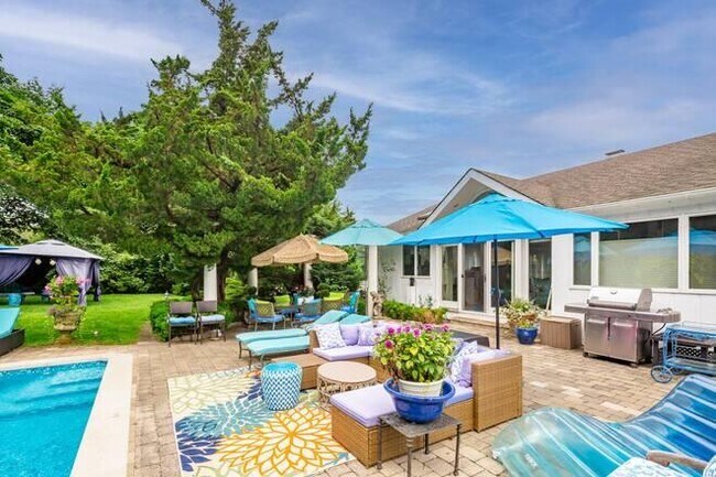 Photo - 8 Dovas Path