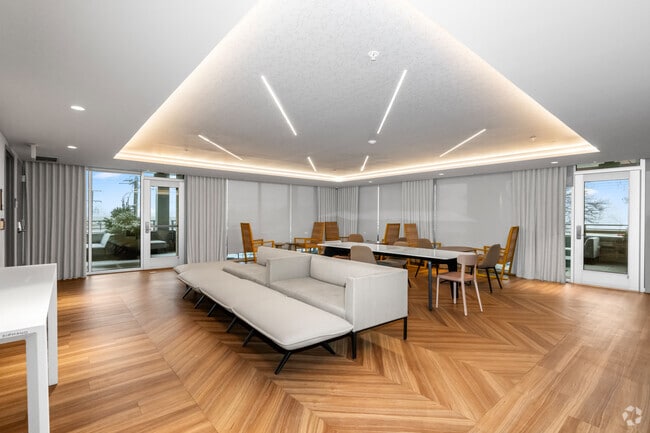 Clubroom - The Bloom