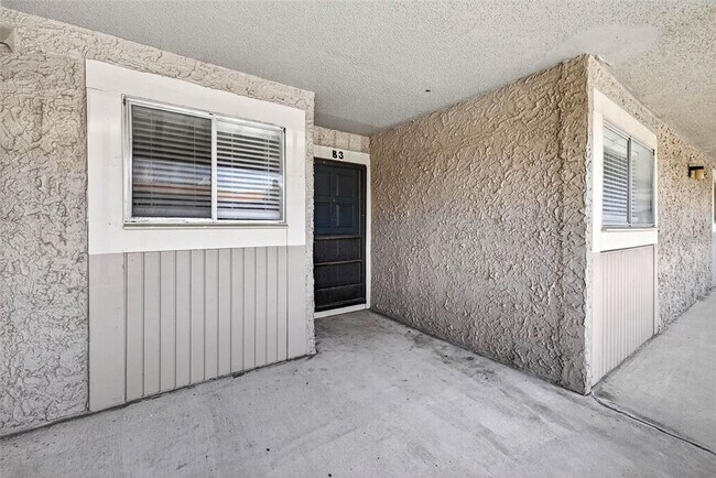 Photo - 6308 Newtown Cir Unidad 8B3