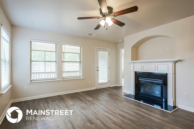 Photo - 1073 Crawford Ct