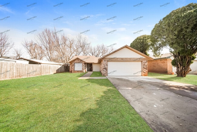 Building Photo - 4216 N Shadybrook Dr